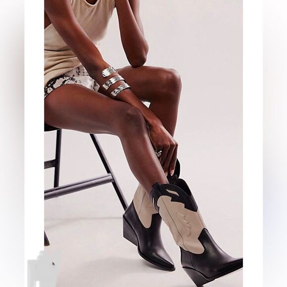 Free People Twin Flames Leather Western Cowboy Boots in Black/Ivory NEW in box - Picture 2 of 15